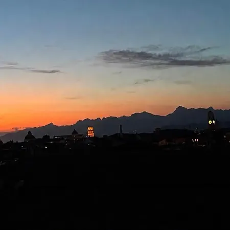 Casa Mirfak Roof Piza